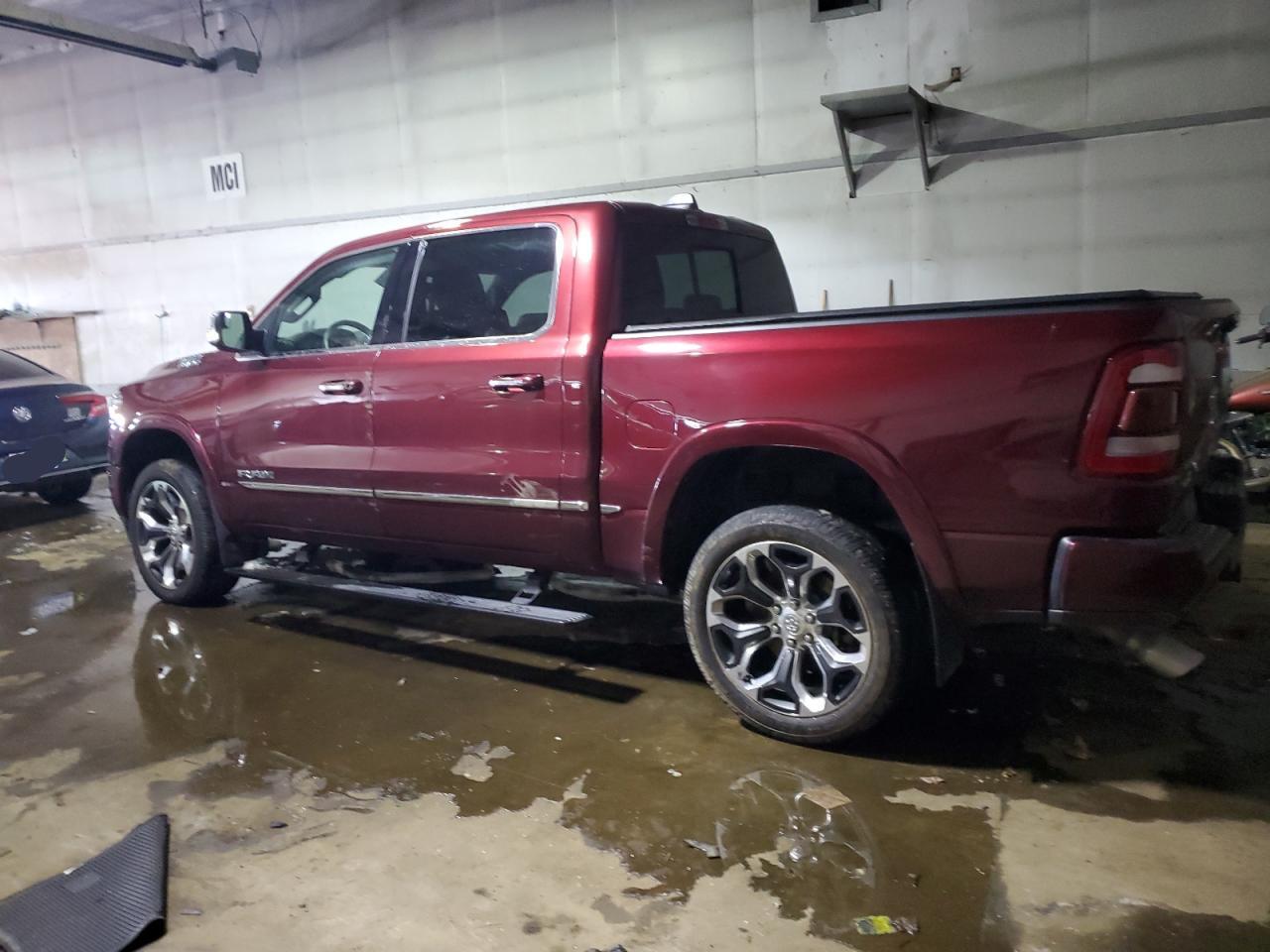 2020 RAM 1500 - Image 2