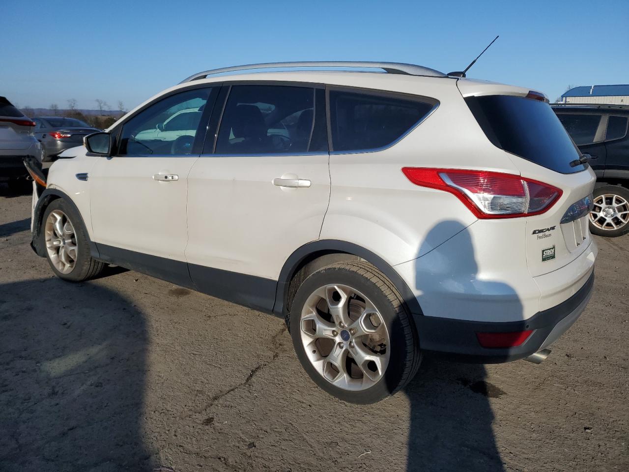 VIN 1FMCU9J93EUE48862 2014 FORD ESCAPE no.2