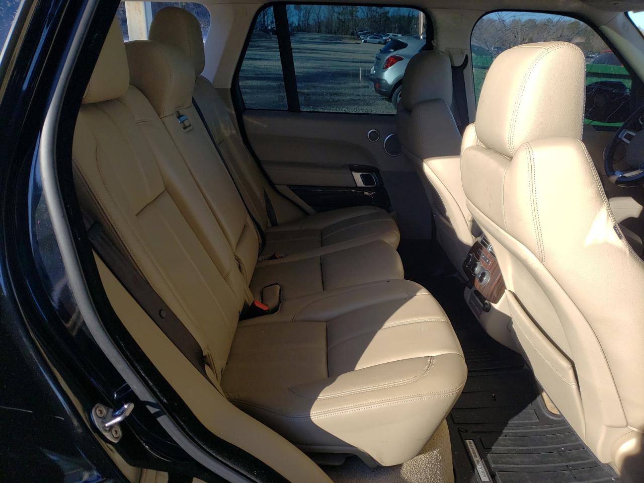 2017 Land Rover Range Rover - Image 10