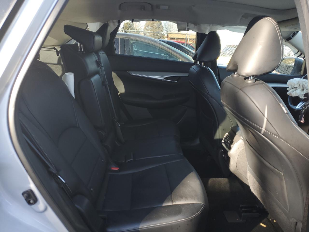 2021 Infiniti QX50 - Image 11