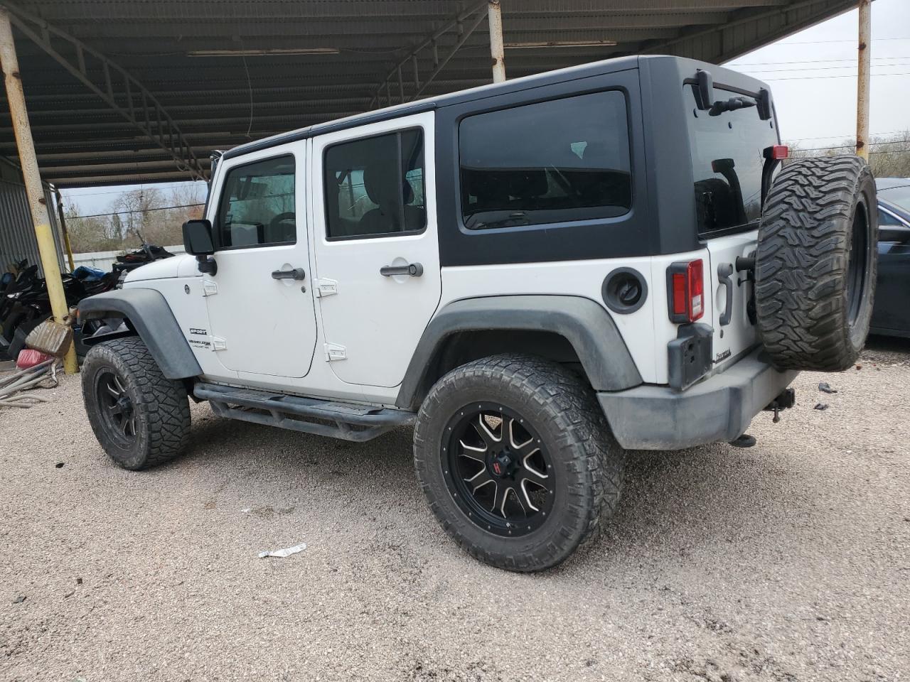 VIN 1C4BJWDG4JL850519 2018 JEEP WRANGLER no.2