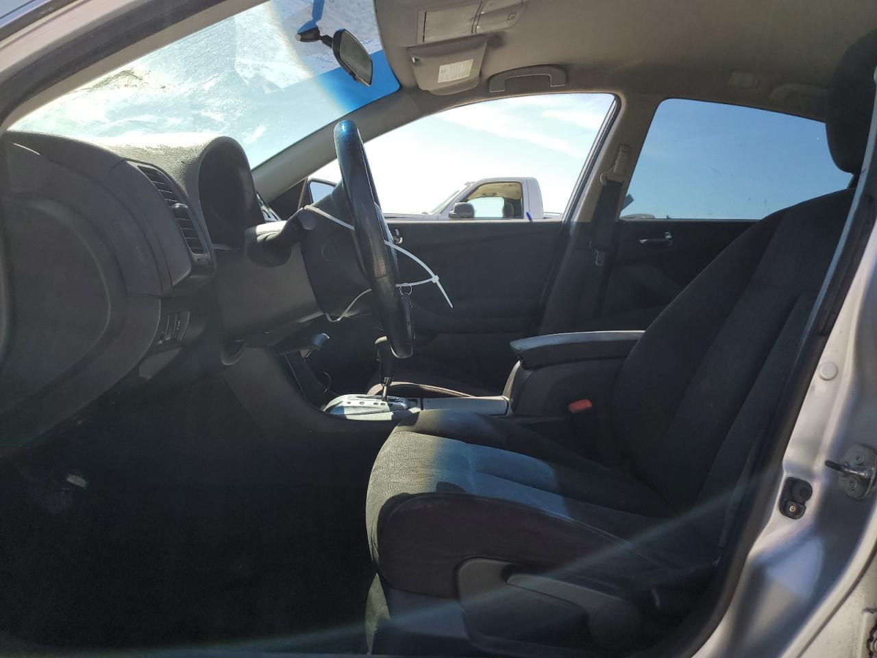 2011 Nissan Altima - Image 7