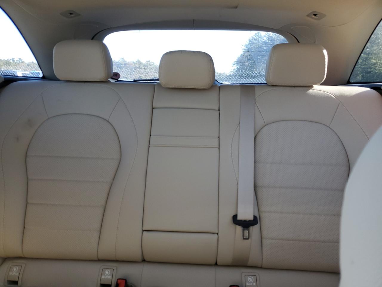 2017 Mercedes-Benz GLC - Image 10