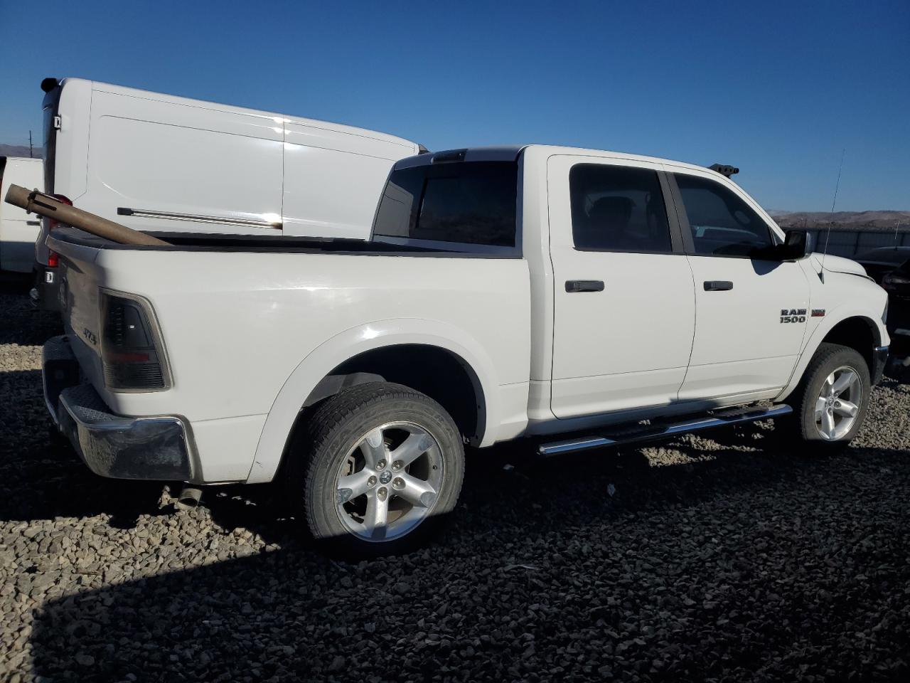2014 RAM 1500 - Image 3
