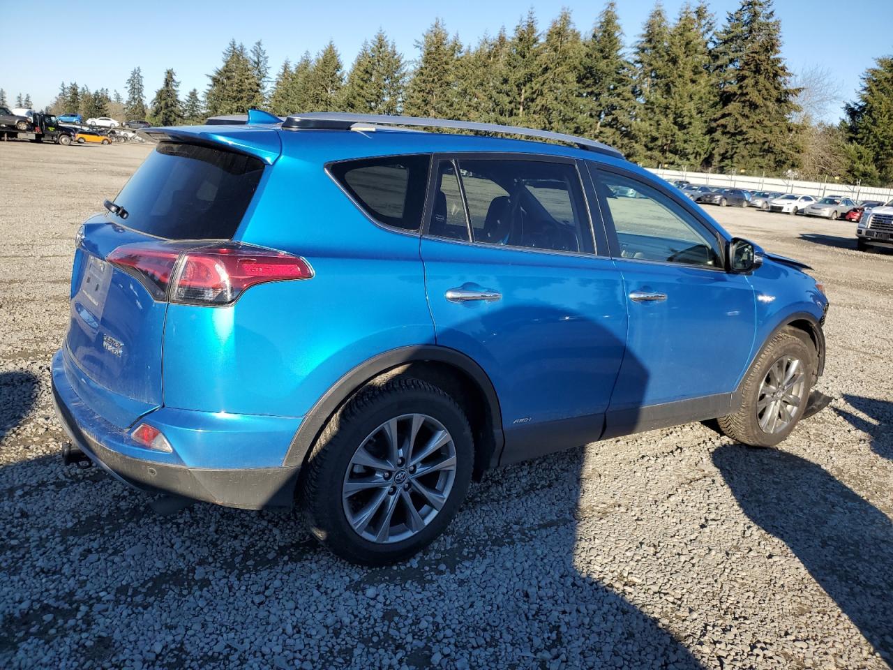 2018 Toyota RAV 4 - Image 3
