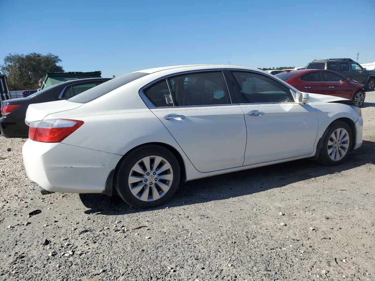 VIN 1HGCR2F73EA239645 2014 HONDA ACCORD no.3