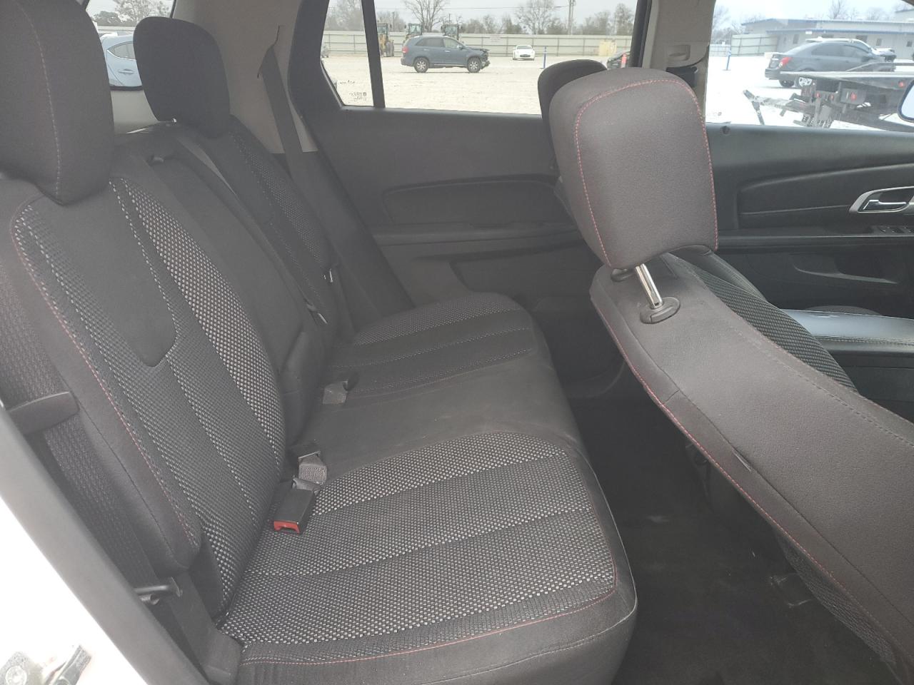 2016 GMC Terrain - Image 11