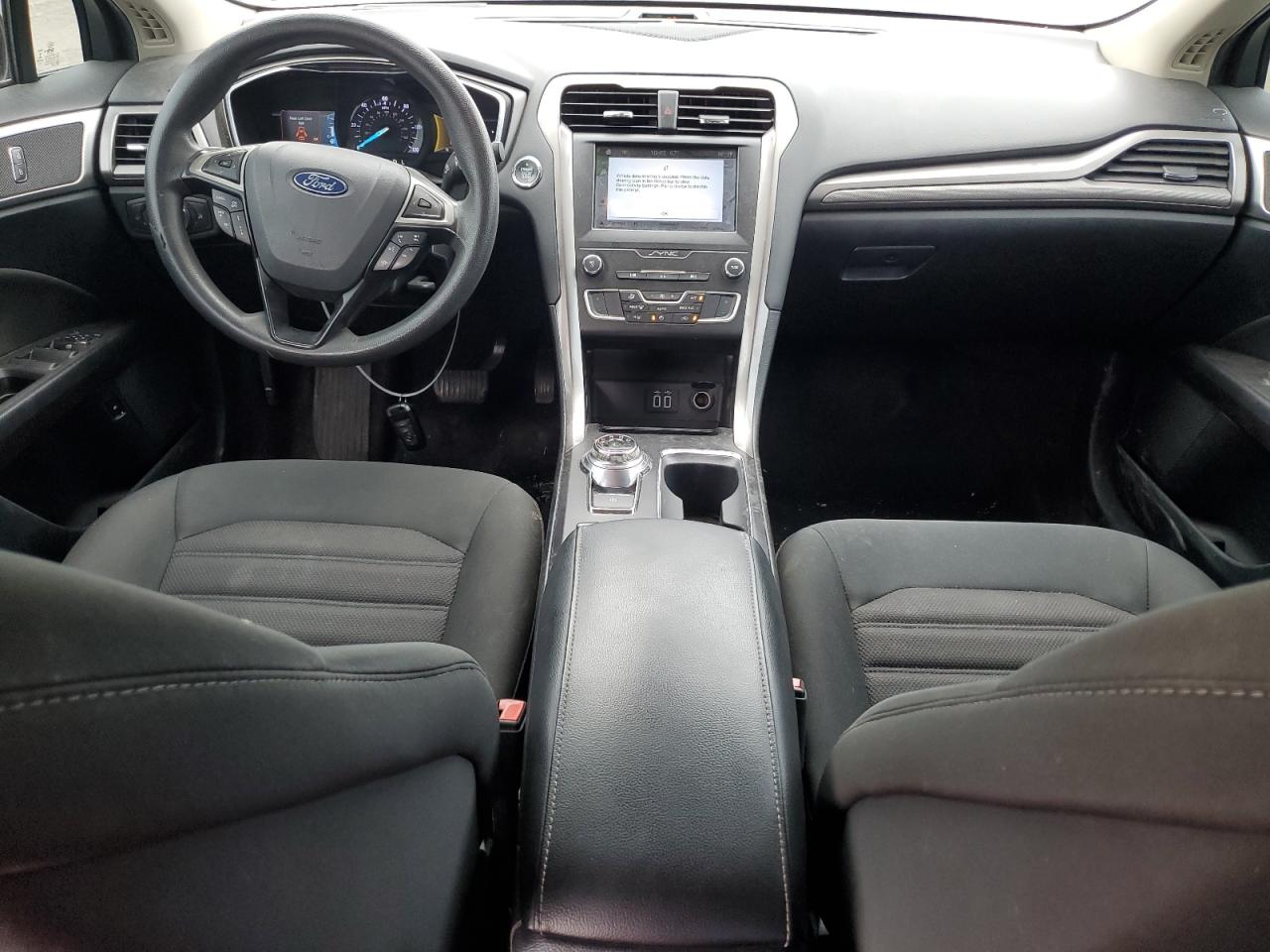 2019 Ford Fusion - Image 8