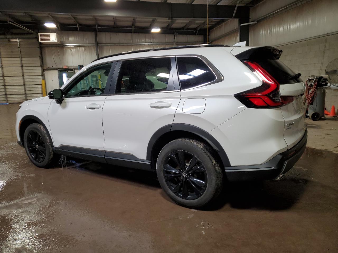 2024 Honda CR-V - Image 2