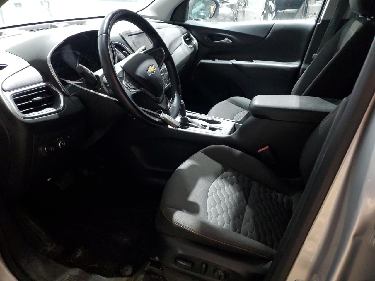 2021 Chevrolet Equinox - Image 8