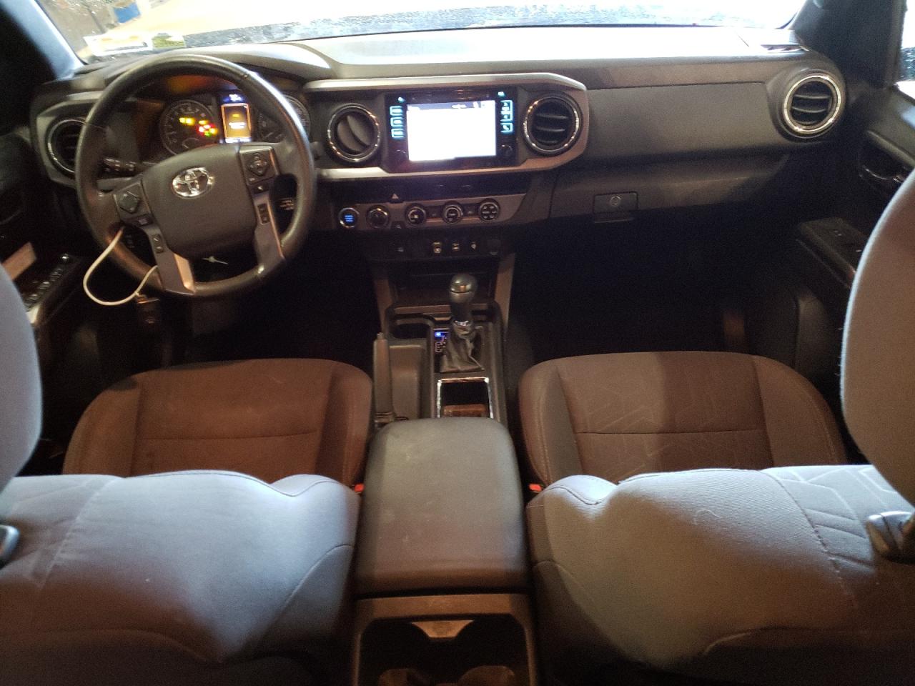 2018 Toyota Tacoma - Image 8
