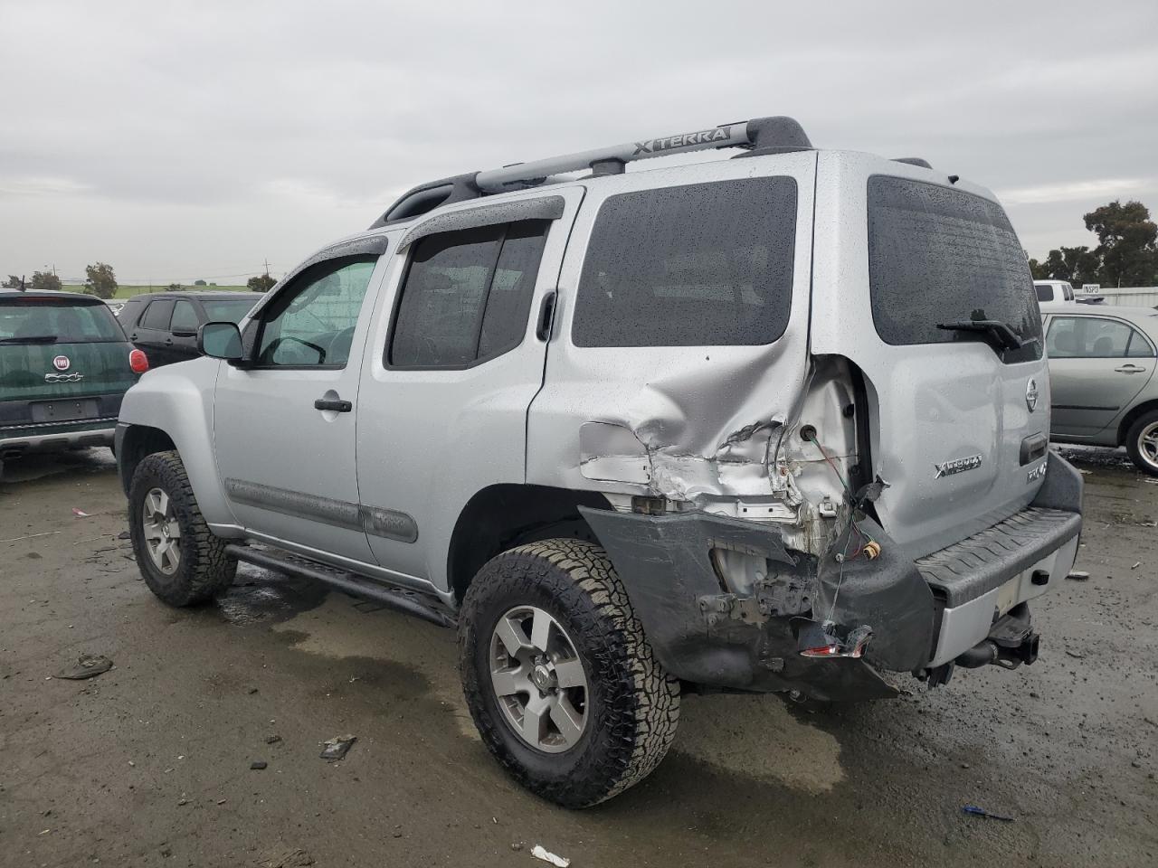 2011 Nissan XTerra - Image 2