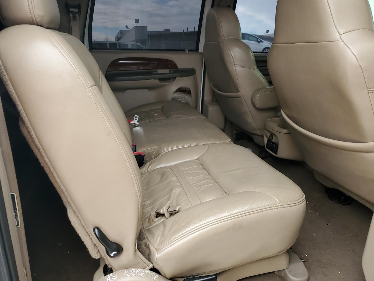 2001 Ford Excursion - Image 10