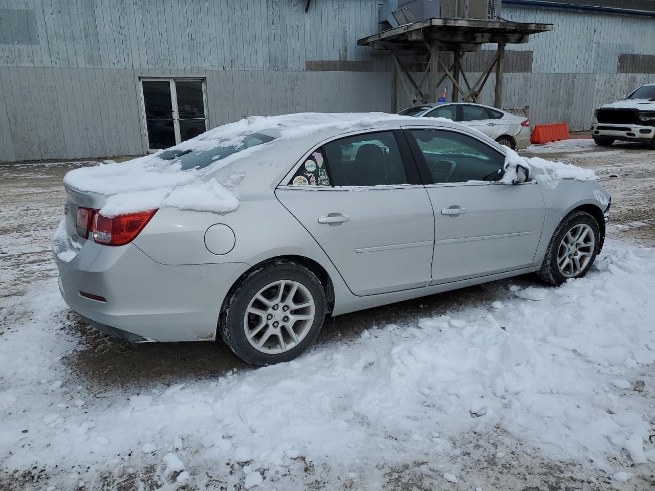2016 Chevrolet Malibu - Image 3