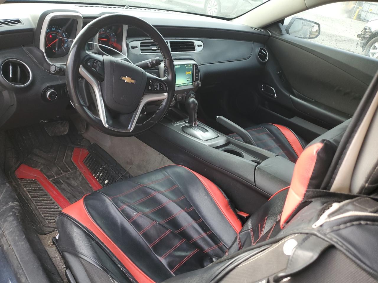 2014 Chevrolet Camaro - Image 8