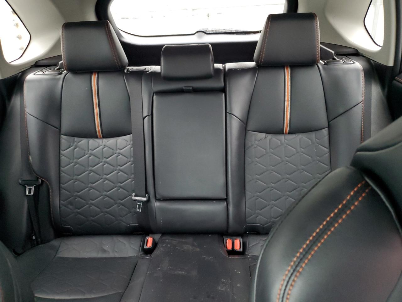 2022 Toyota RAV 4 - Image 10