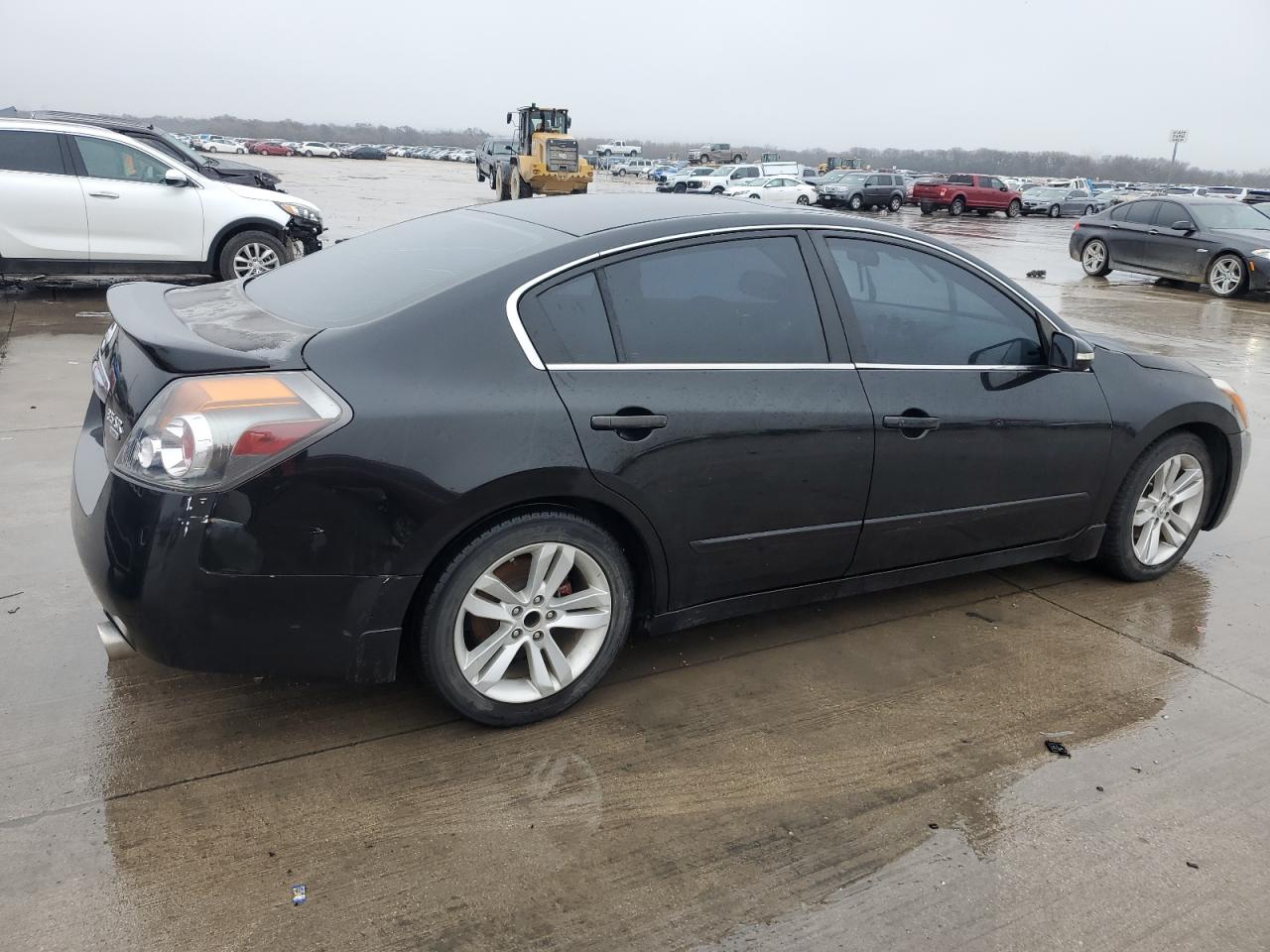 2011 Nissan Altima - Image 3