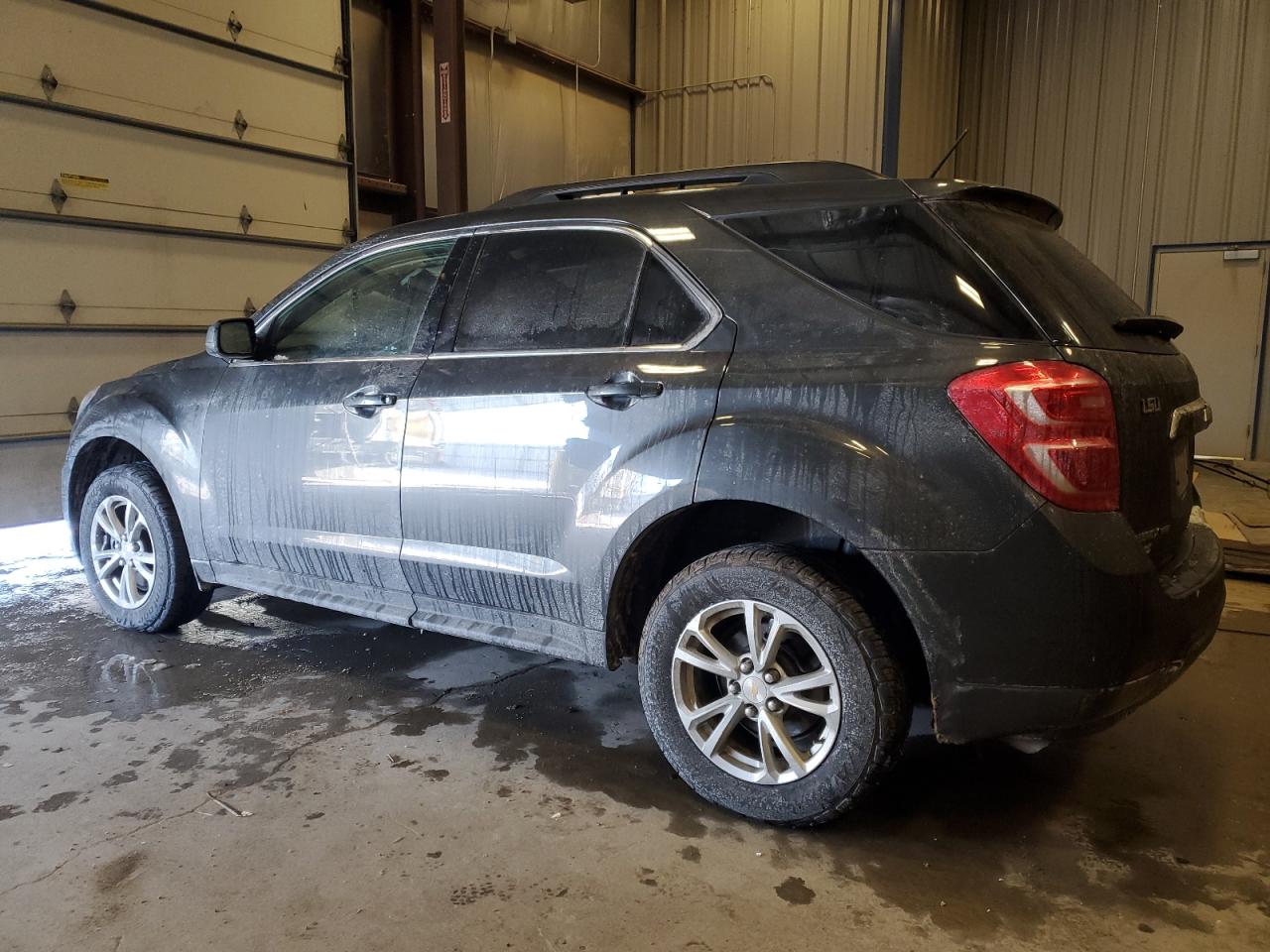2017 Chevrolet Equinox - Image 2