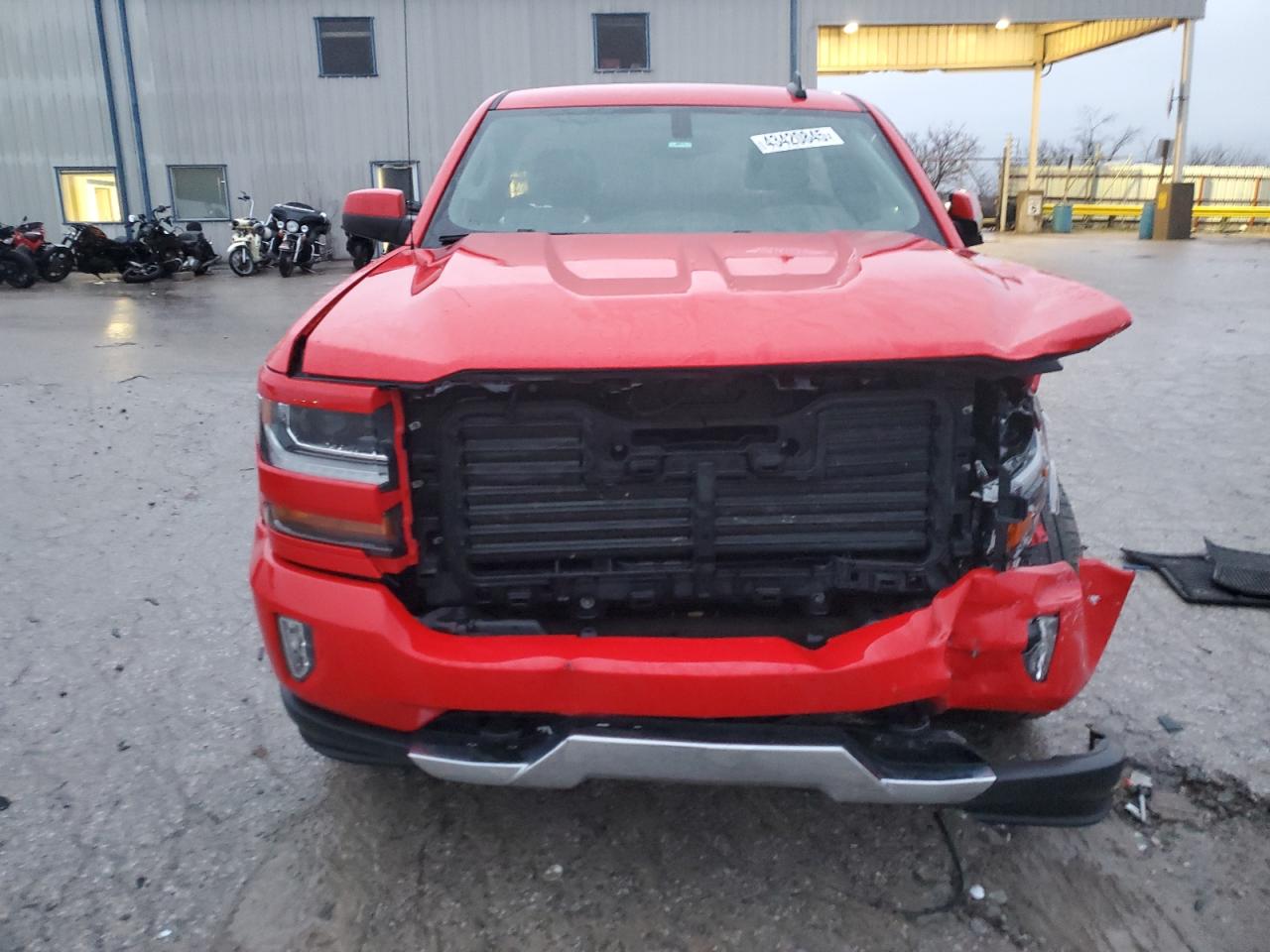 2017 Chevrolet Silverado - Image 5