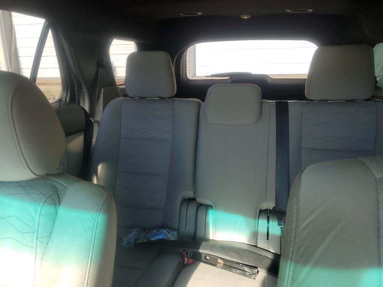 2013 Ford Explorer - Image 10