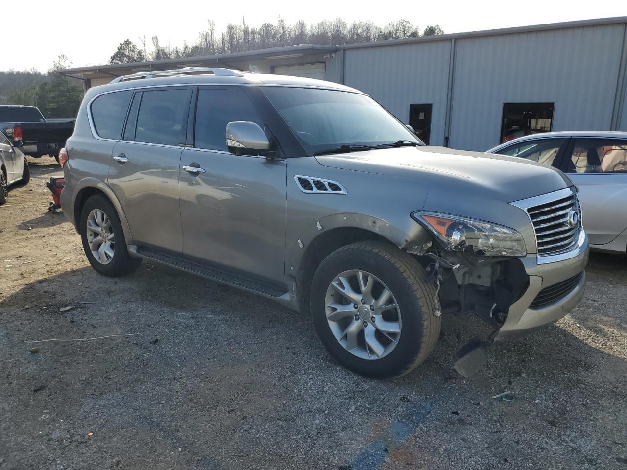 2013 Infiniti QX56 - Image 4
