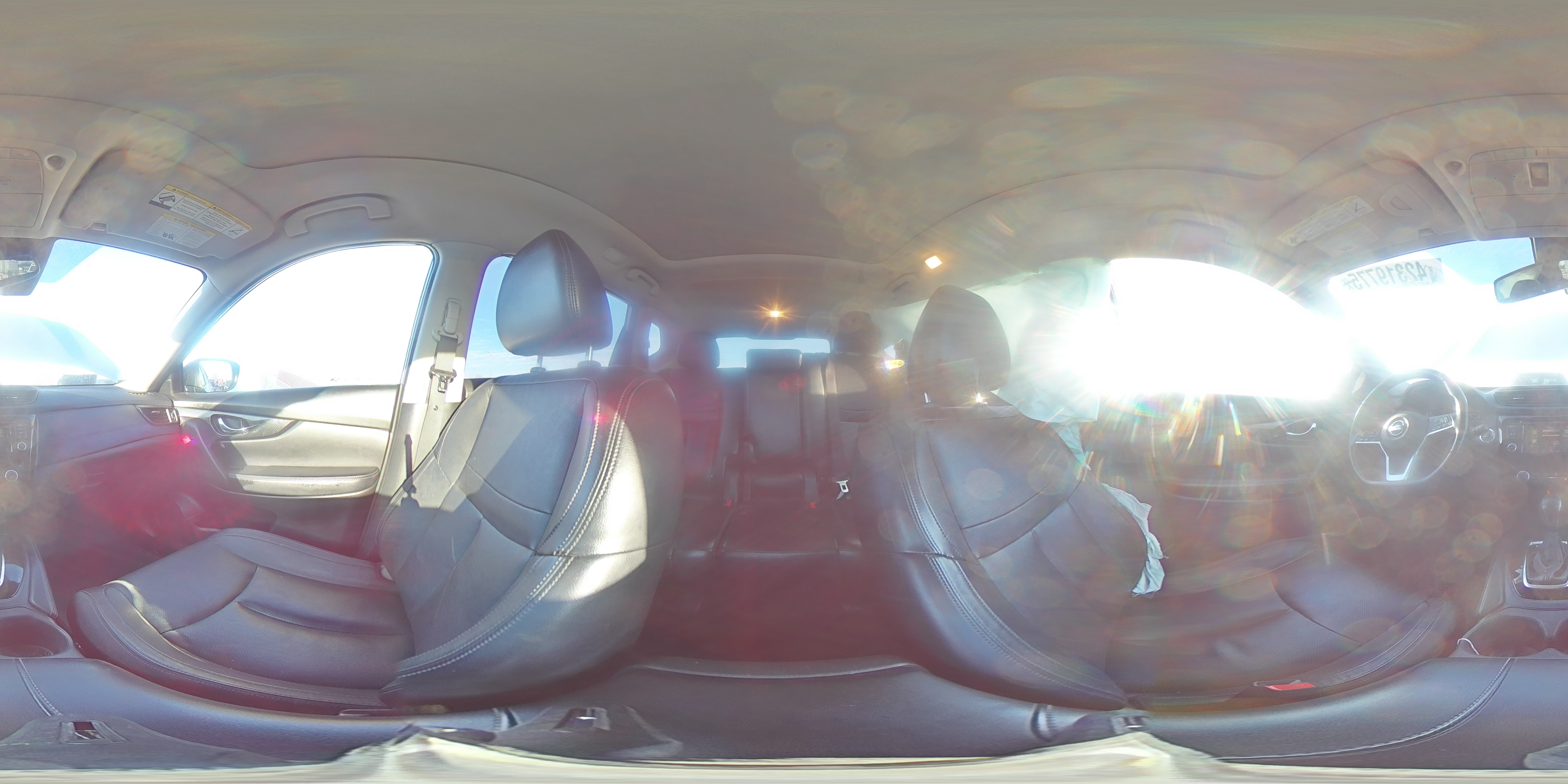2018 Nissan Rogue - Image 13