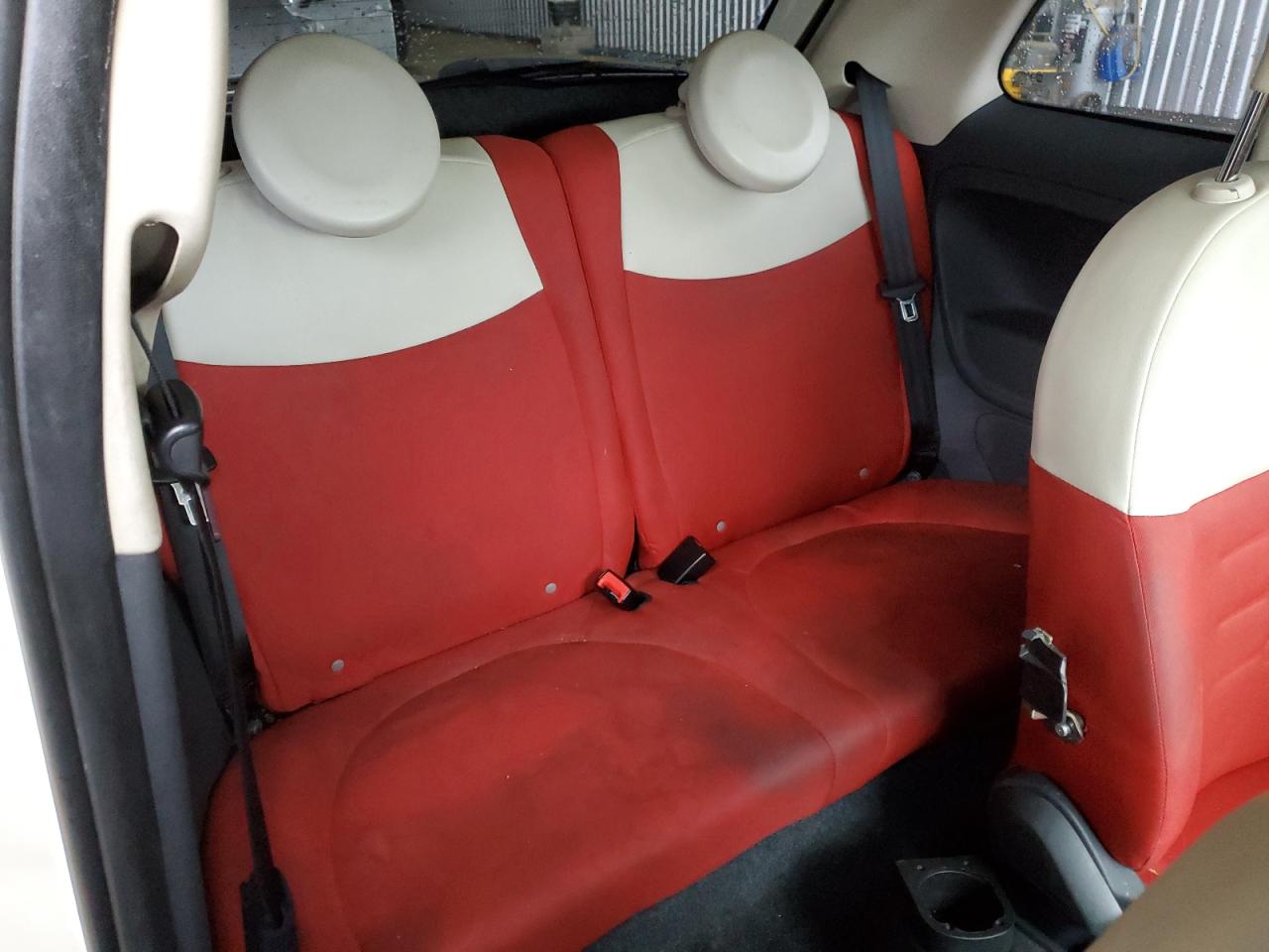 2013 Fiat 500 - Image 10