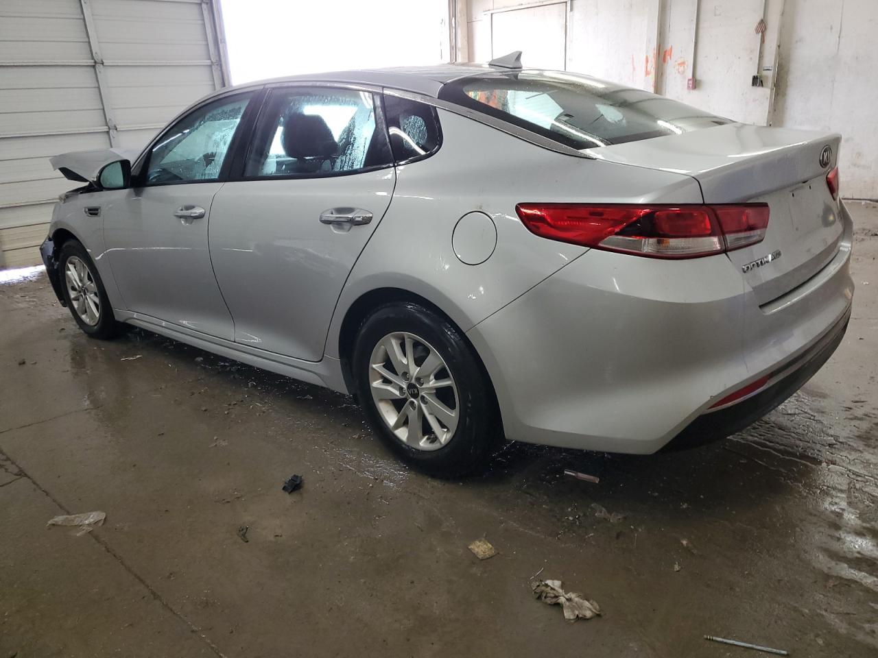 2017 Kia Optima - Image 2