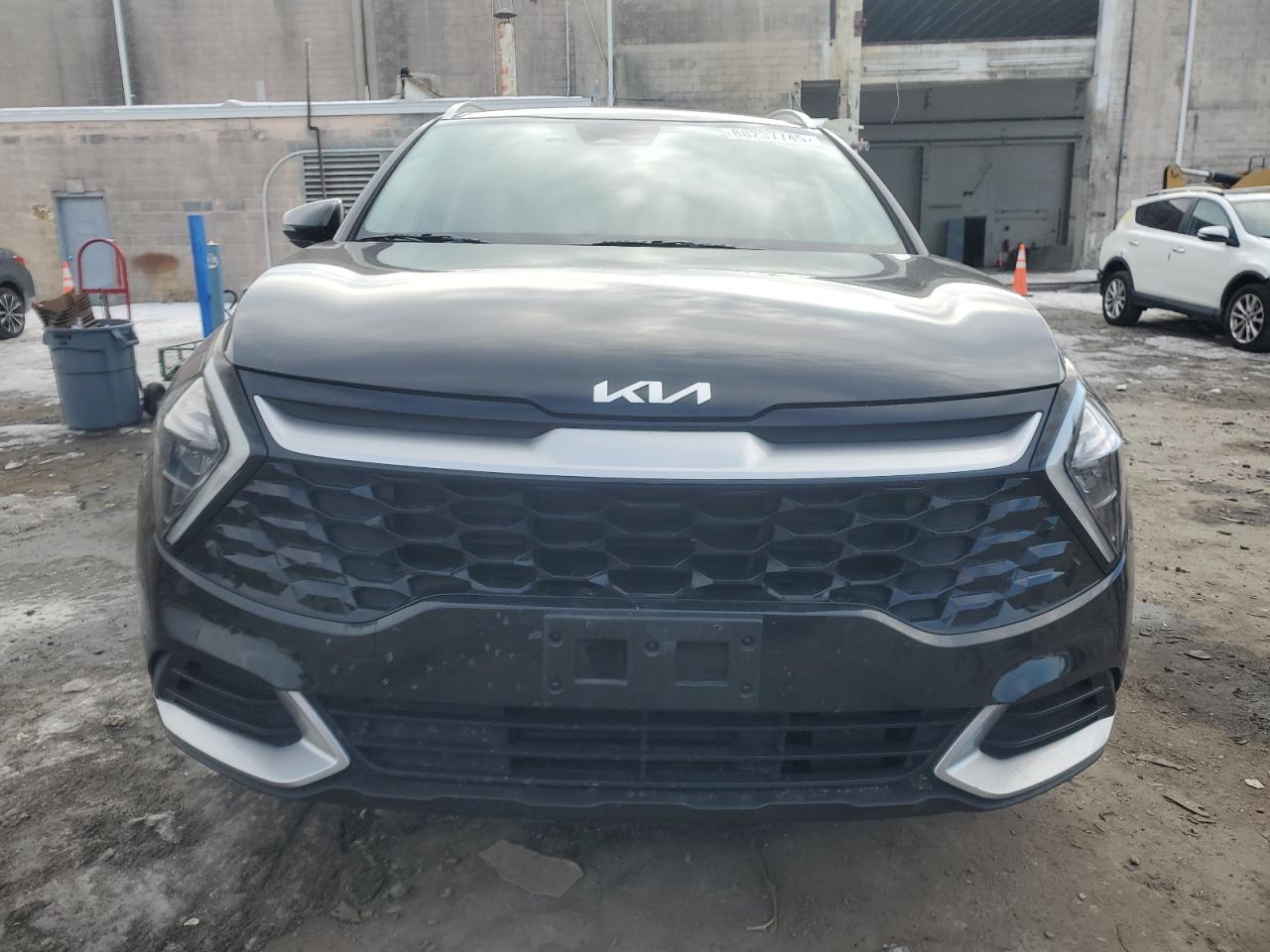 2023 Kia Sportage - Image 5