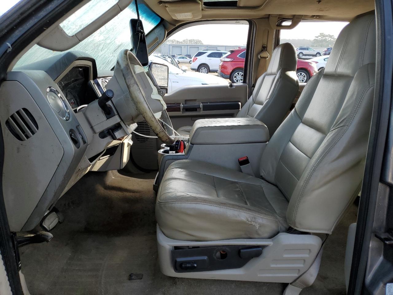 2009 Ford F350 - Image 7
