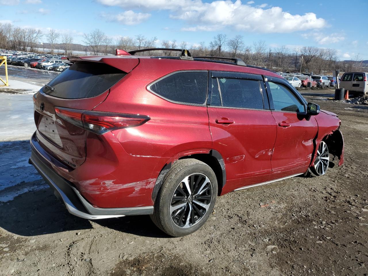 2021 Toyota Highlander - Image 3