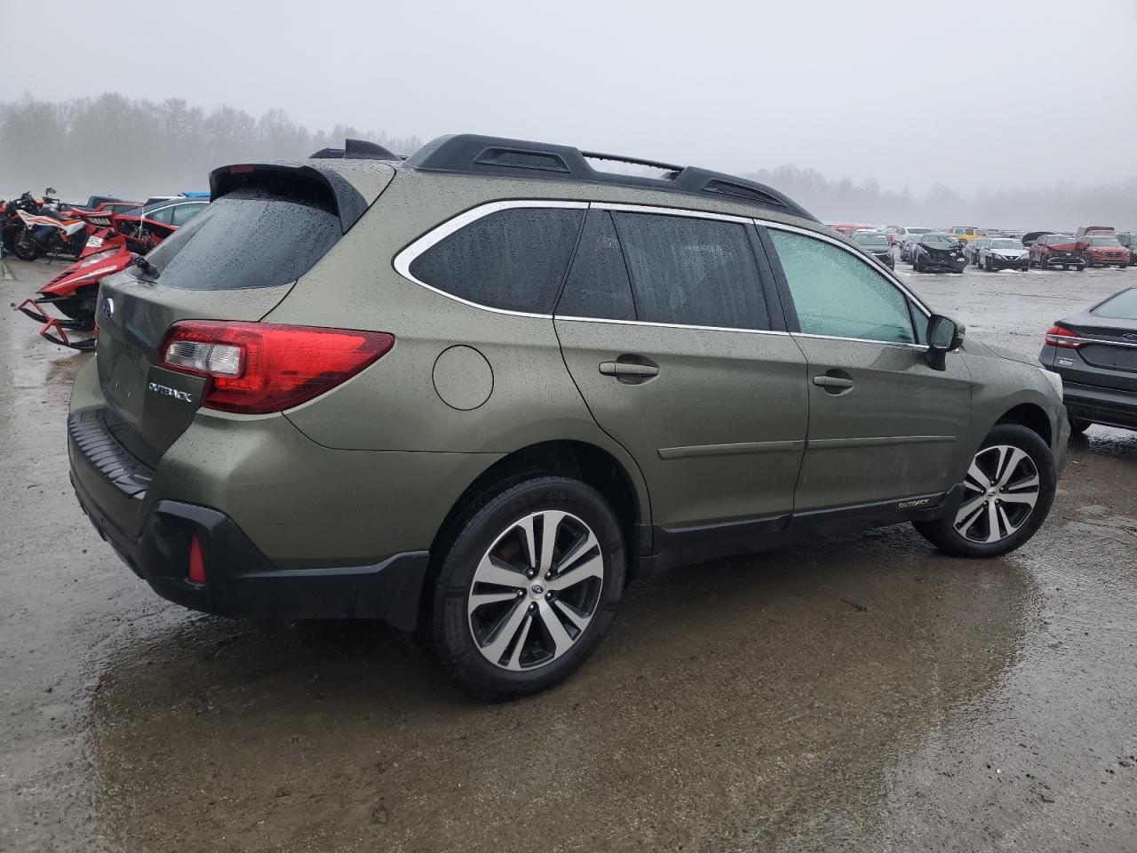 2018 Subaru Outback - Image 3