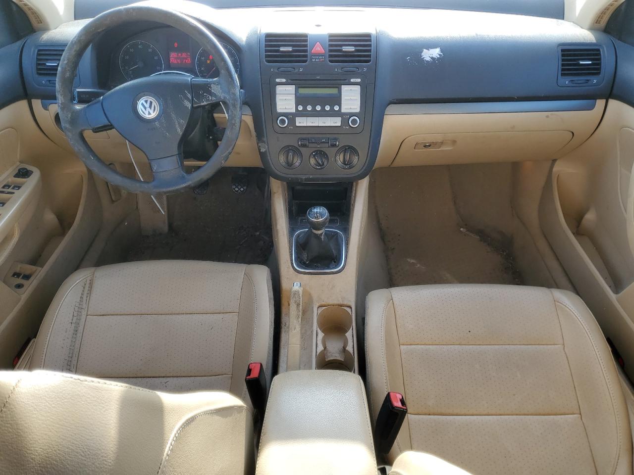 2007 Volkswagen Jetta - Image 8