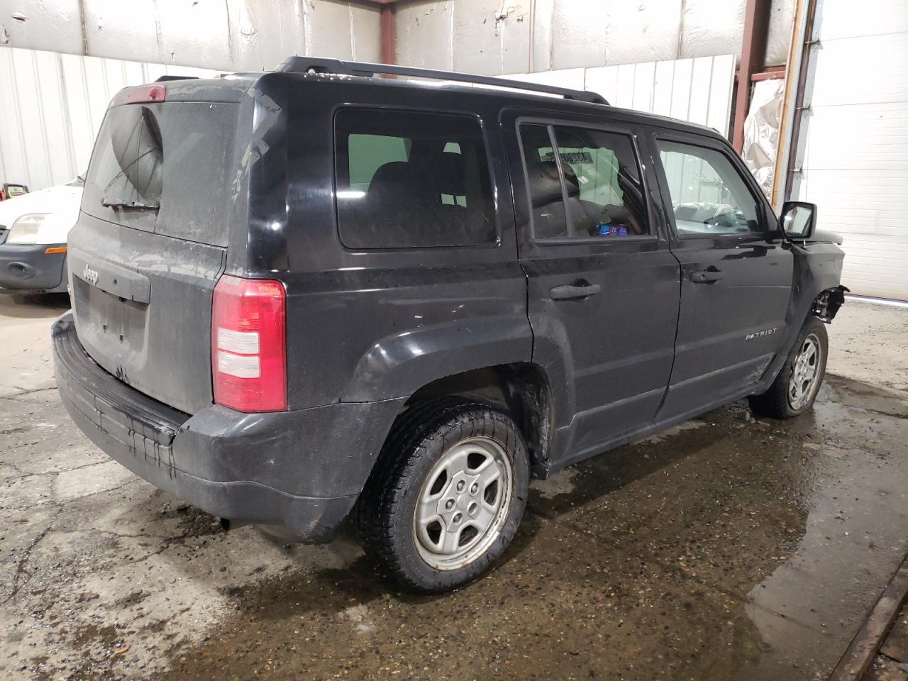 2016 Jeep Liberty (Patriot) - Image 3