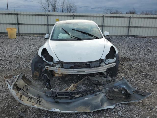  TESLA MODEL 3 2022 Білий
