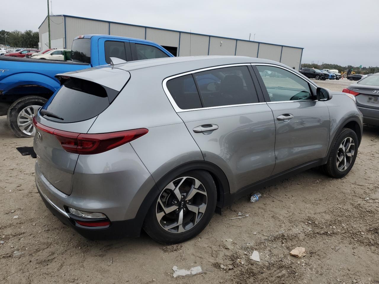 2021 Kia Sportage - Image 3