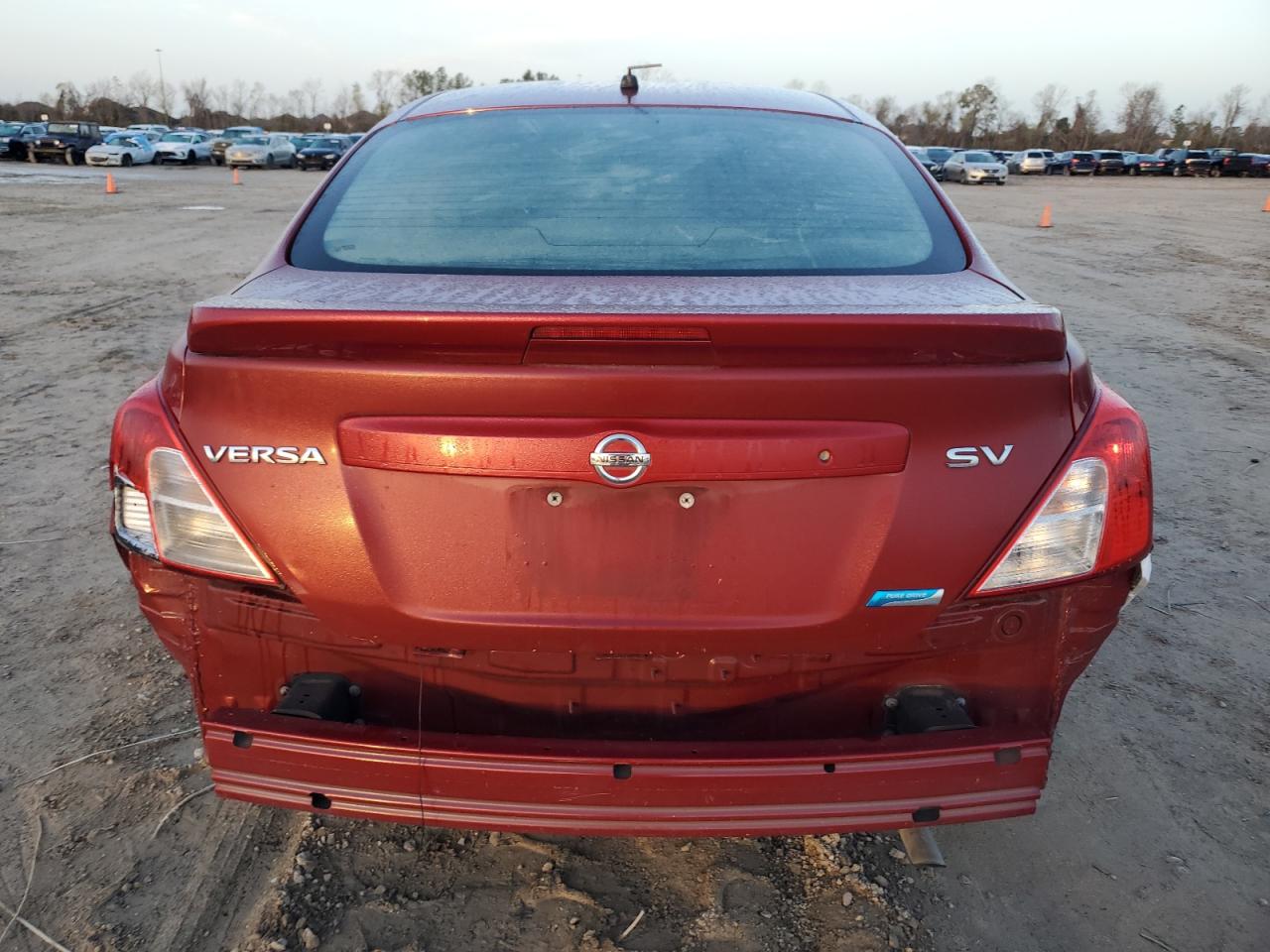 2015 Nissan Versa - Image 6