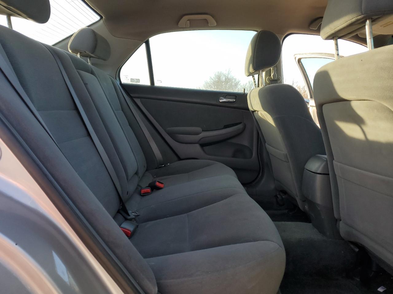 2007 Honda Accord - Image 11