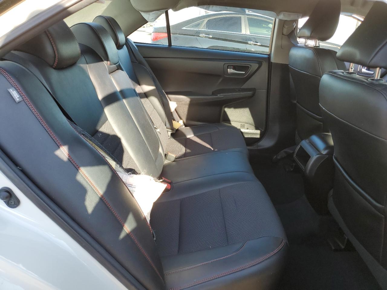 2017 Toyota Camry - Image 10