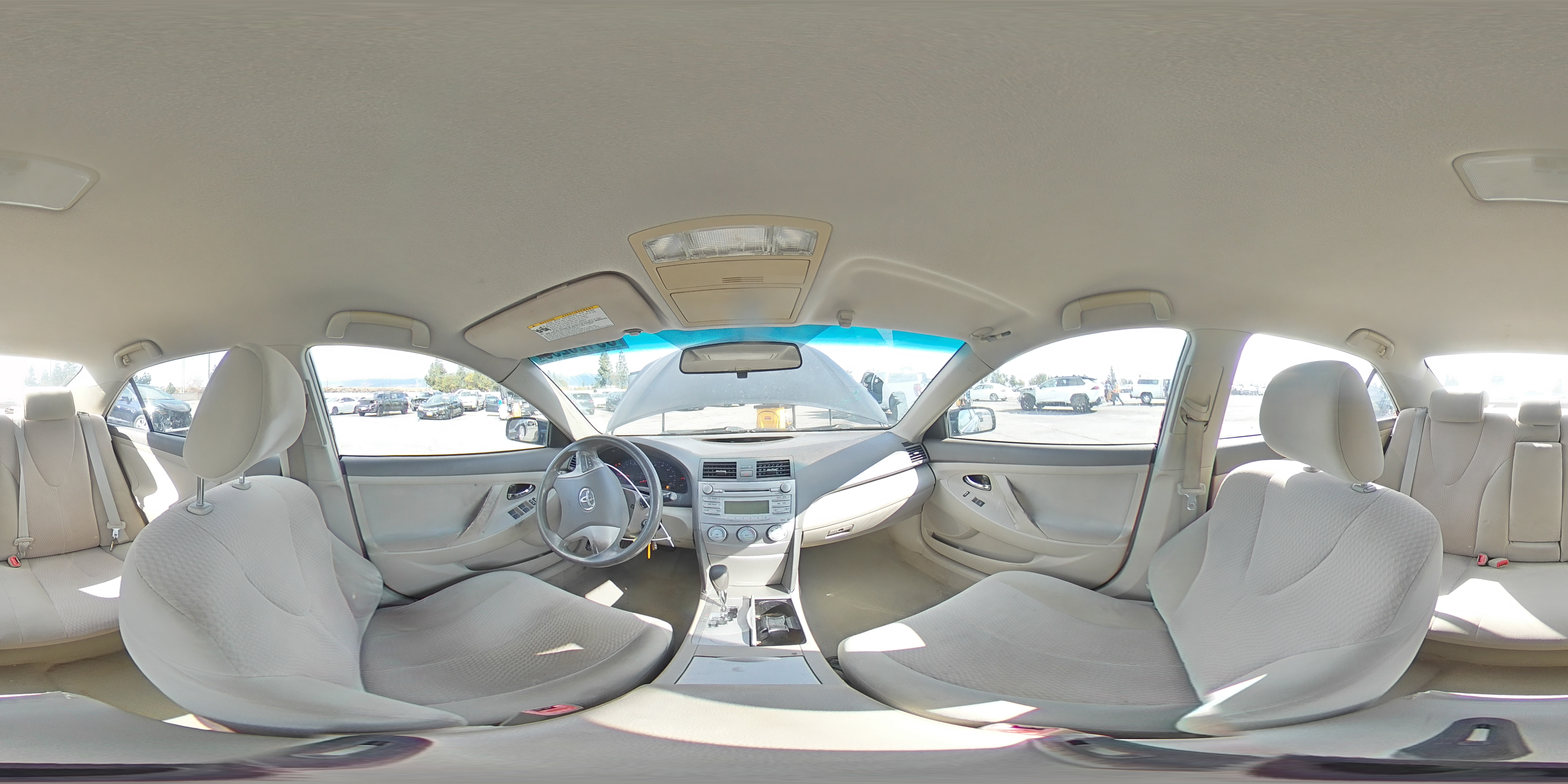2011 Toyota Camry - Image 12