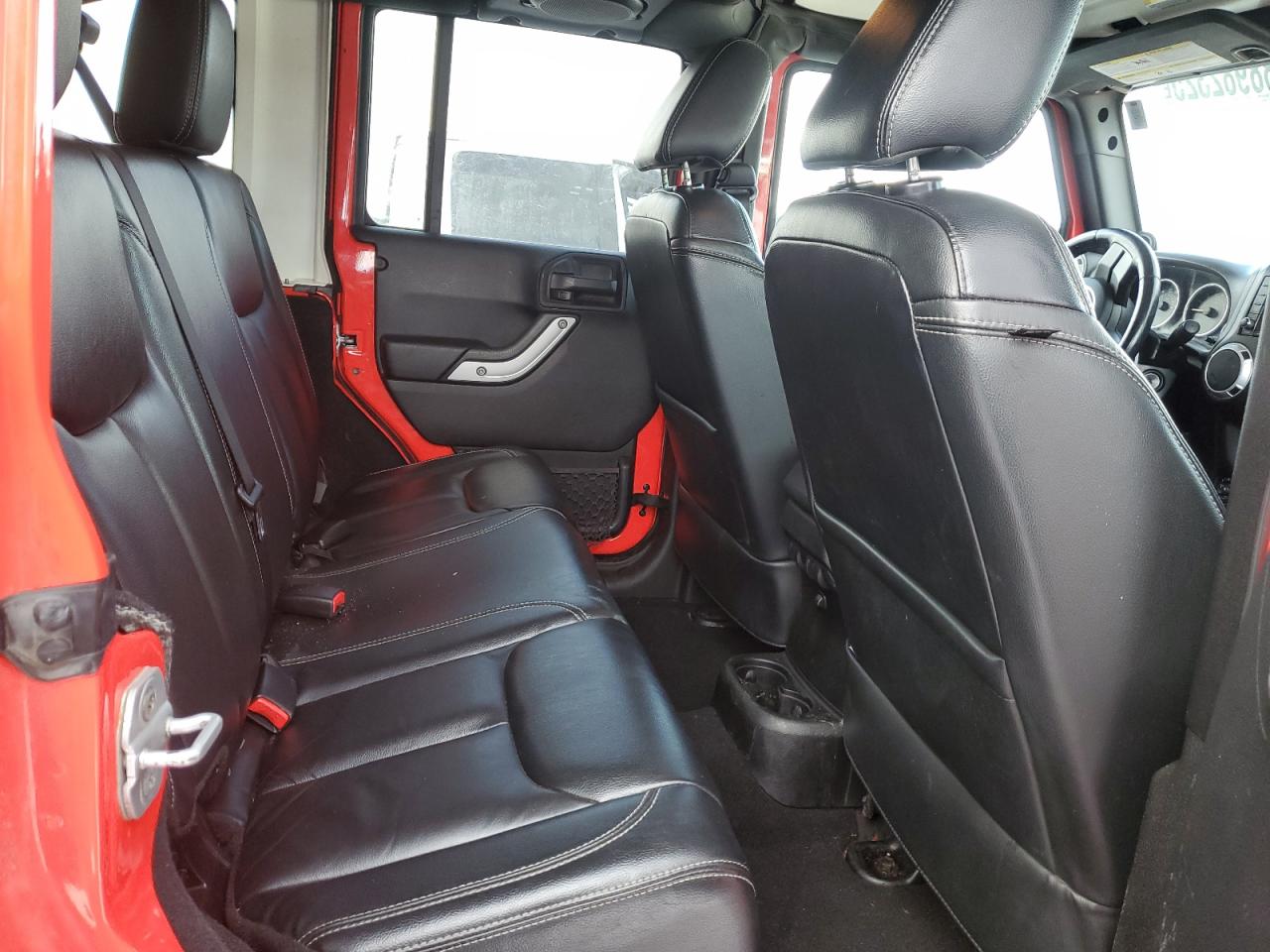 2013 Jeep Wrangler - Image 11