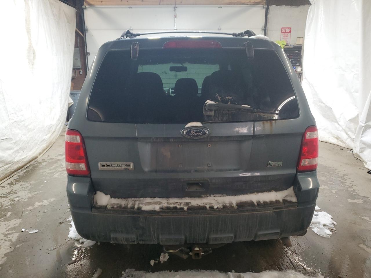 2010 Ford Escape - Image 6