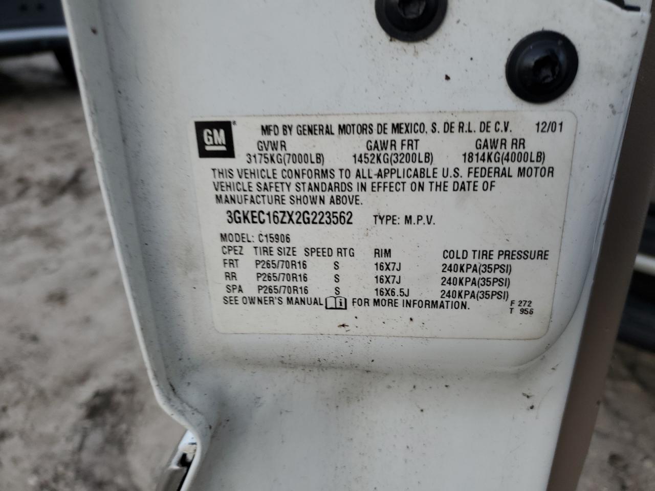 2002 GMC Yukon - Image 12