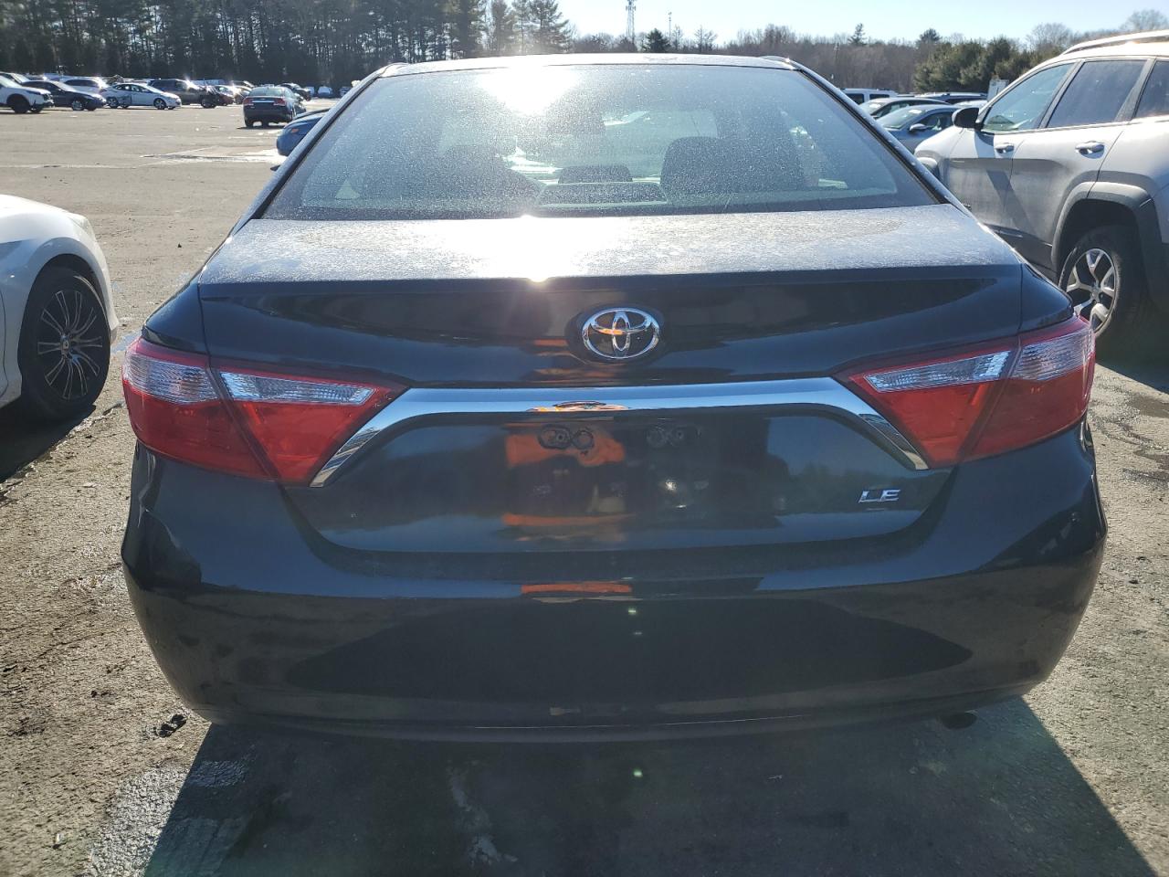 2015 Toyota Camry - Image 6