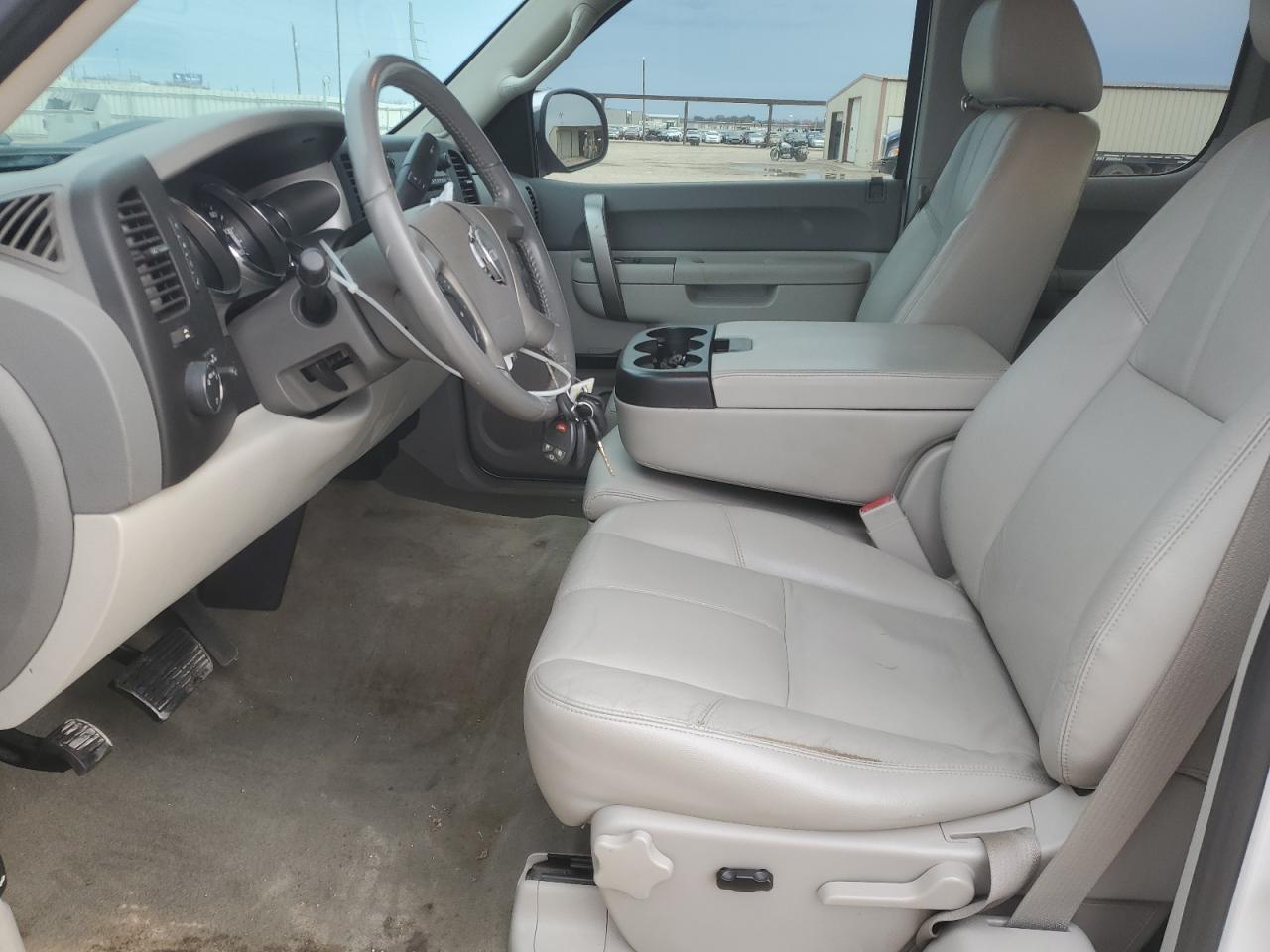 2012 GMC Sierra - Image 7