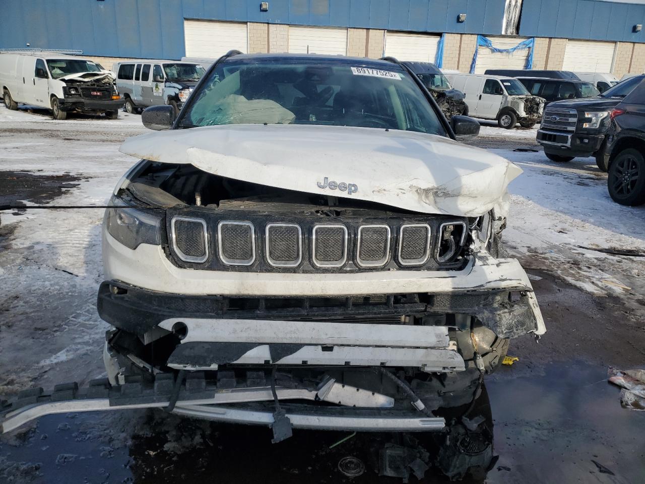2022 Jeep Compass - Image 5