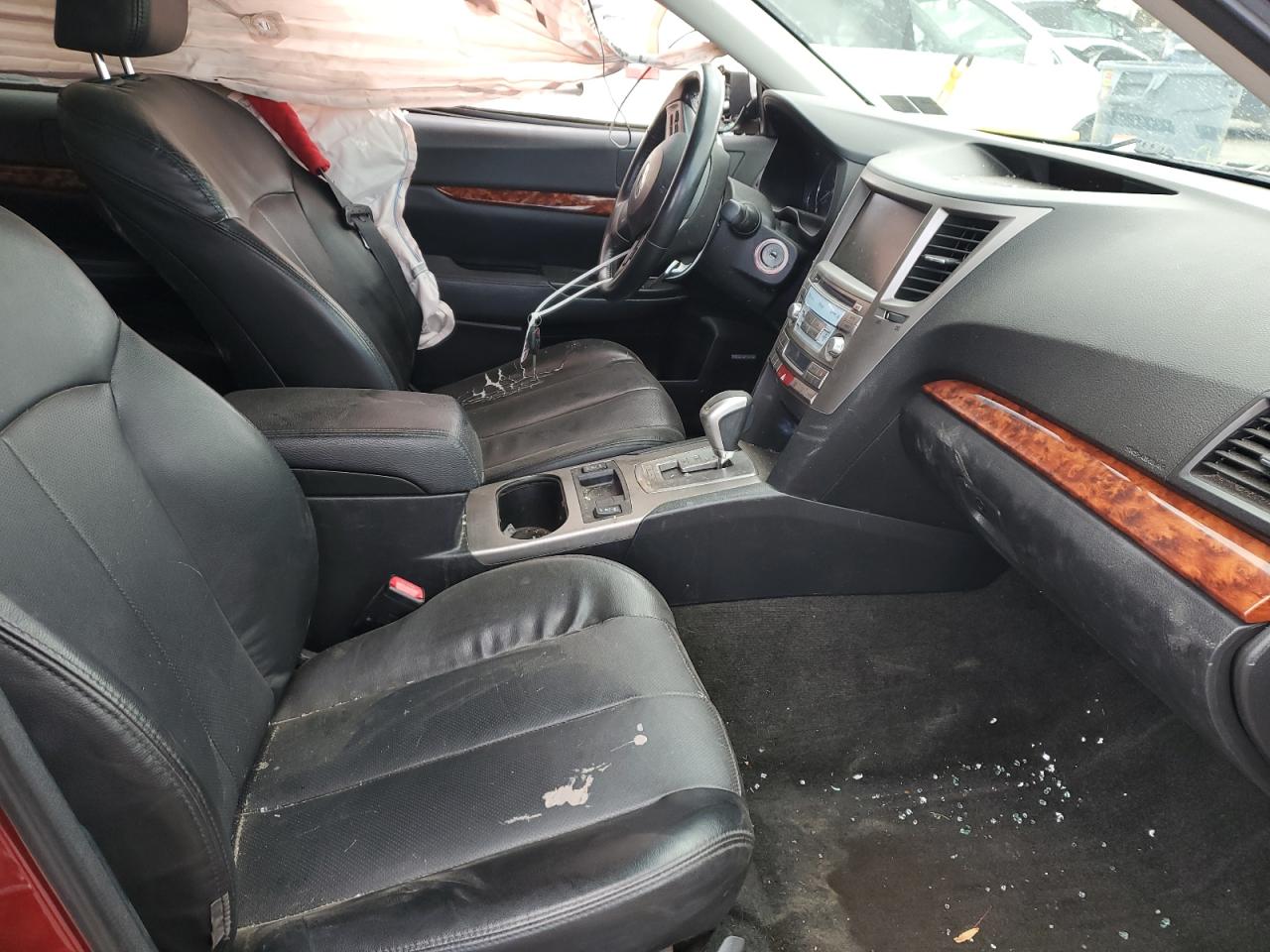 2012 Subaru Outback - Image 7