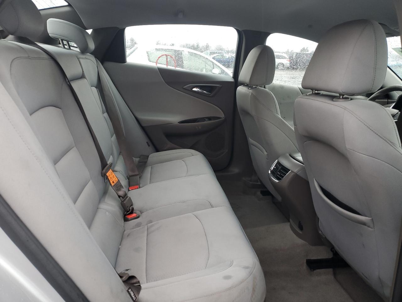 2016 Chevrolet Malibu - Image 10