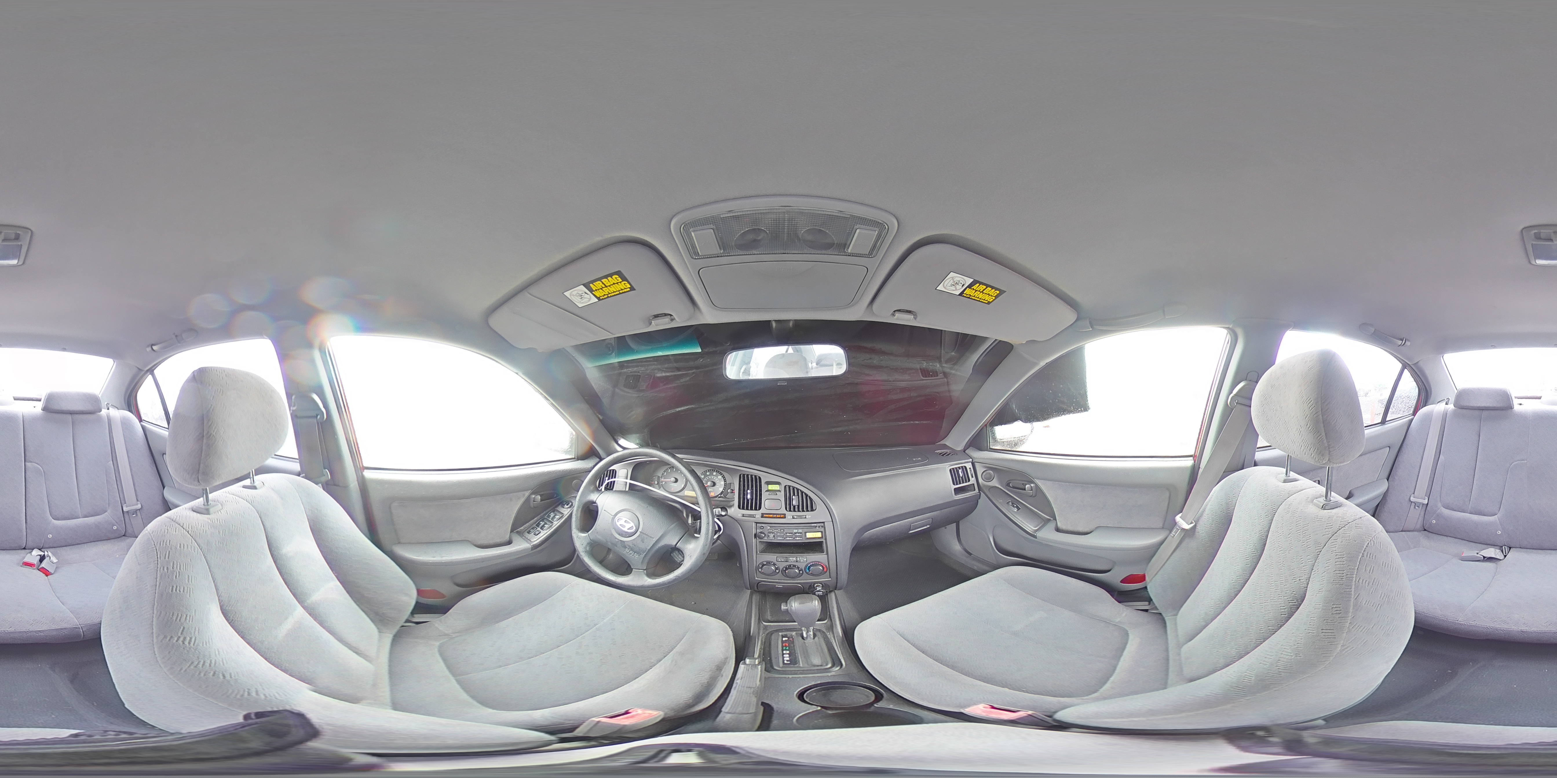 2005 Hyundai Elantra - Image 13