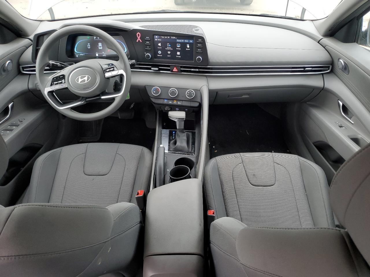 2024 Hyundai Elantra - Image 8